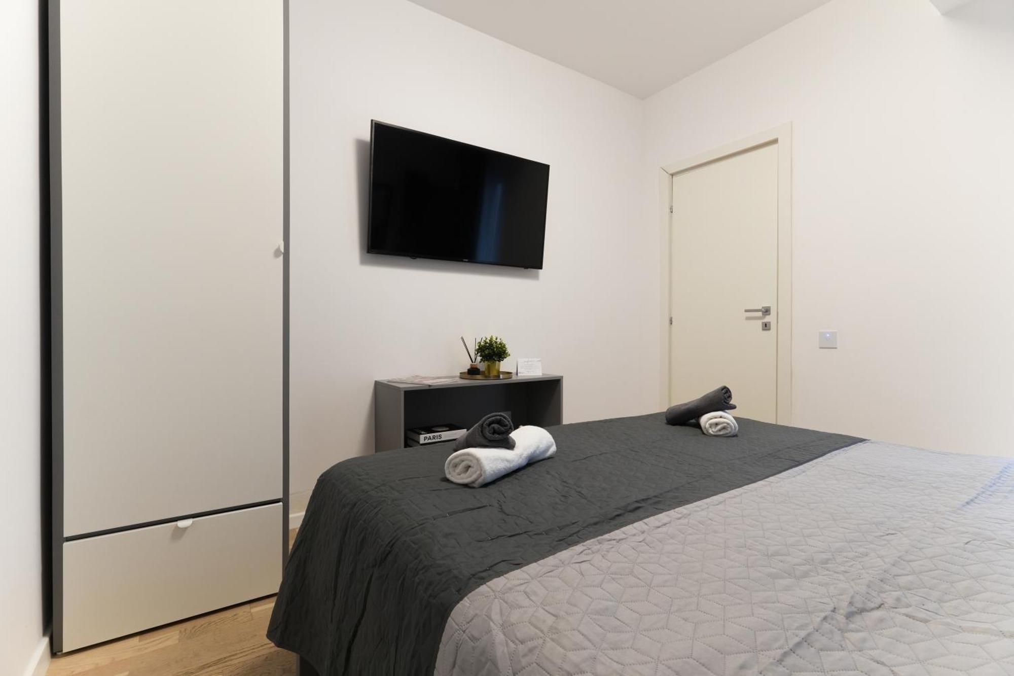 Ana - Cozy & Quiet Apt With Balcony & Garden View Bukarest Exterior foto