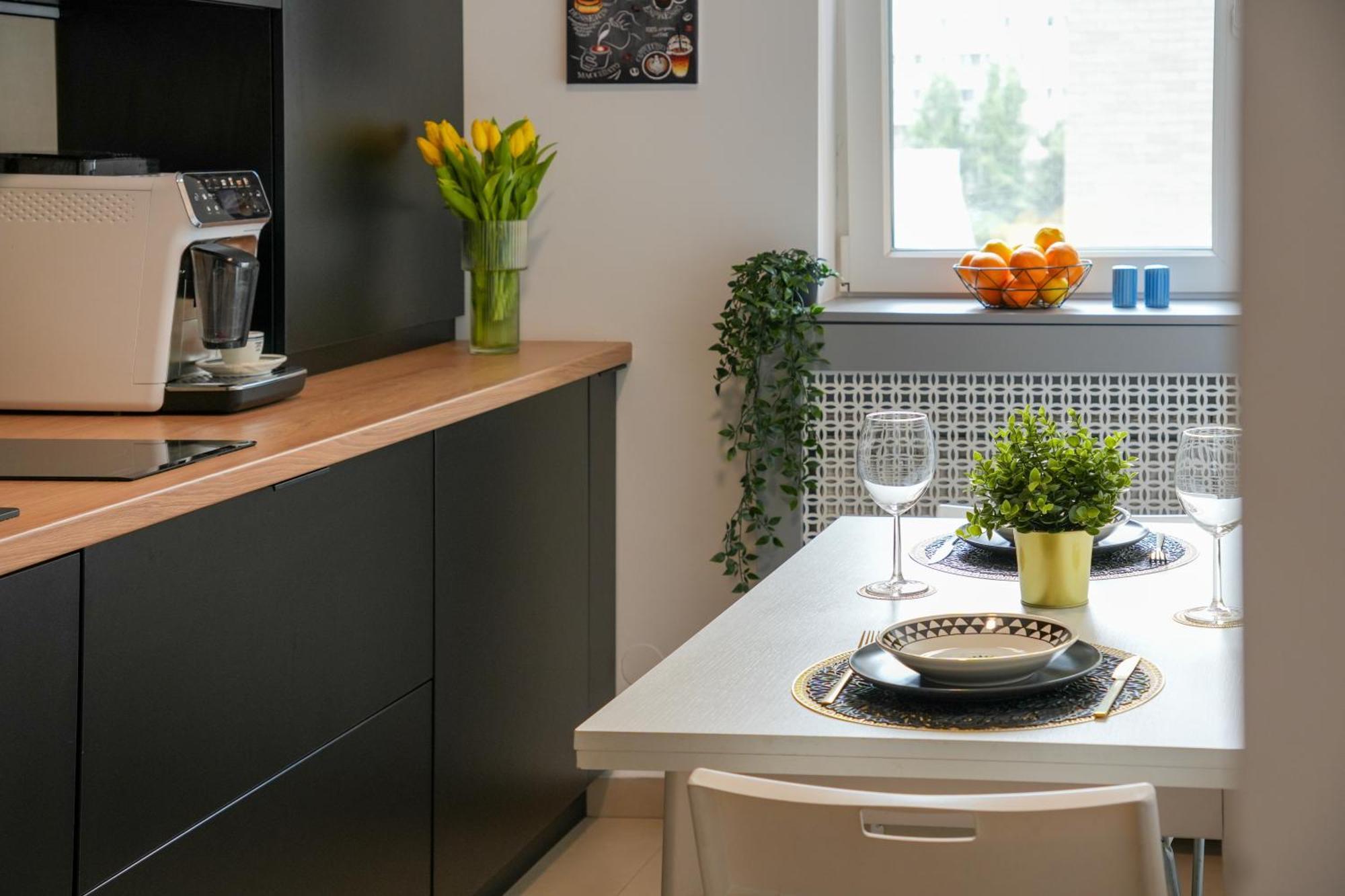 Ana - Cozy & Quiet Apt With Balcony & Garden View Bukarest Exterior foto
