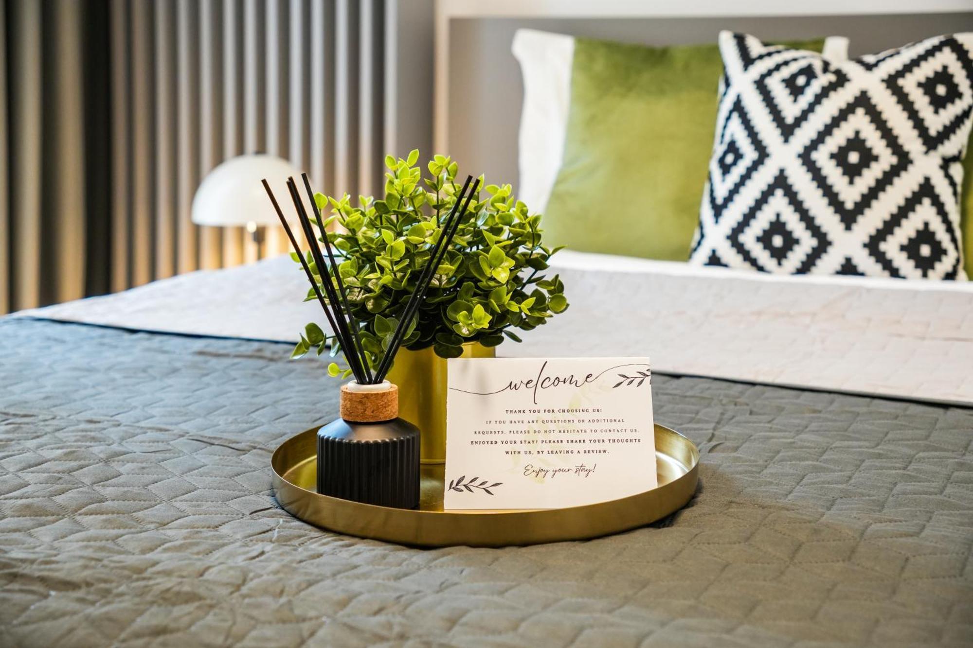 Ana - Cozy & Quiet Apt With Balcony & Garden View Bukarest Exterior foto